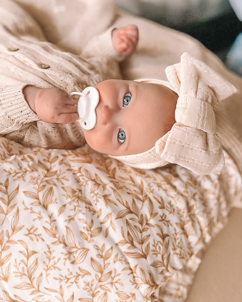 Fox&Fallow-Golden Vines Organic Muslin Wrap Swaddle