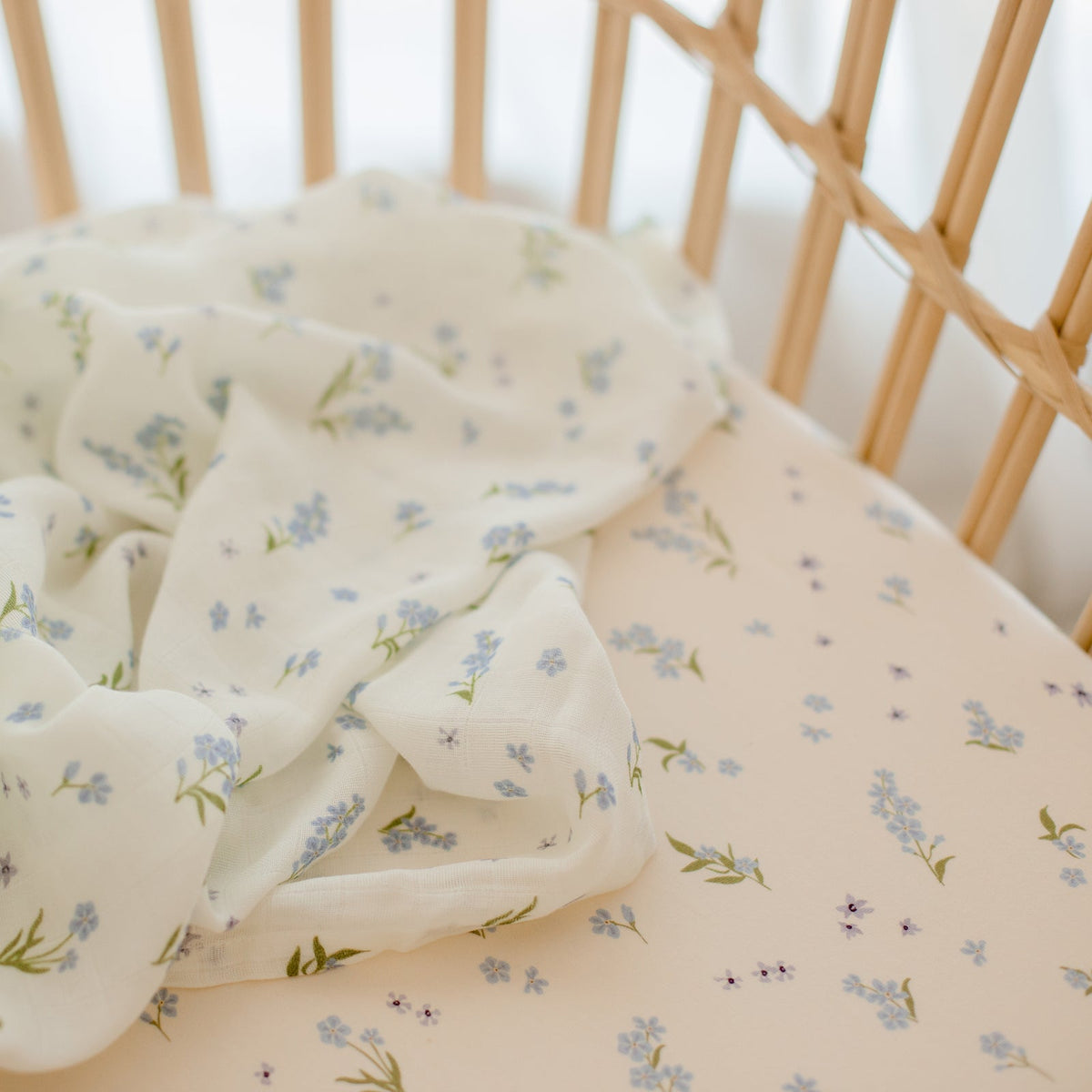 Fox&Fallow-Forget-Me-Not Organic Fitted Bassinet Sheet/Change Pad Cover