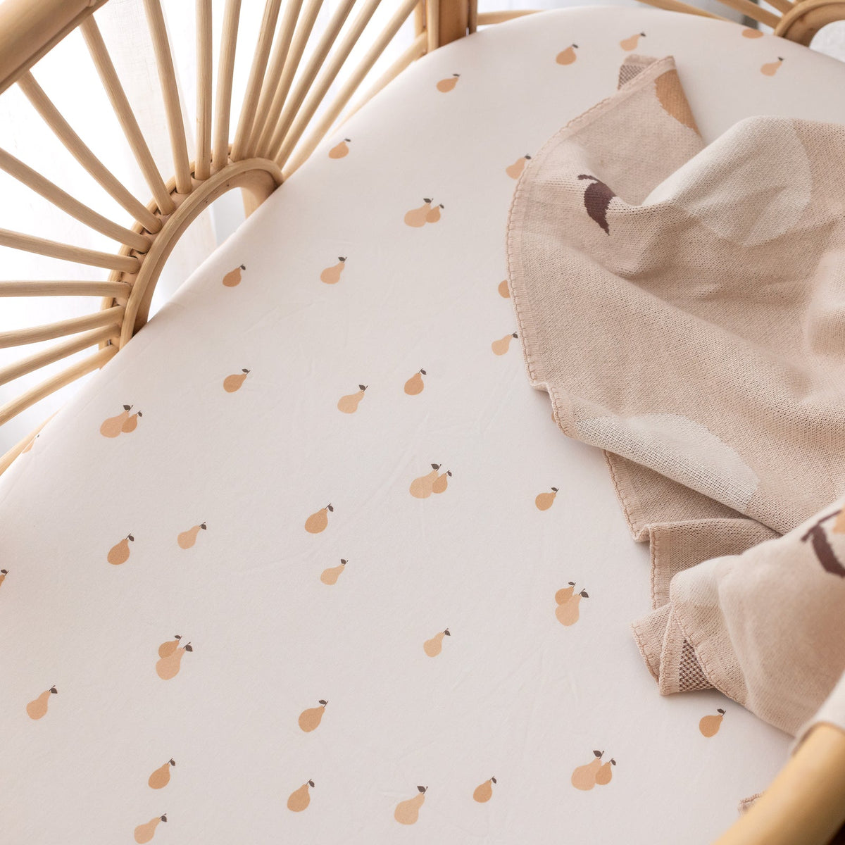 Fox&Fallow-Golden Pears Organic Fitted Bassinet Sheet/Change Pad Cover