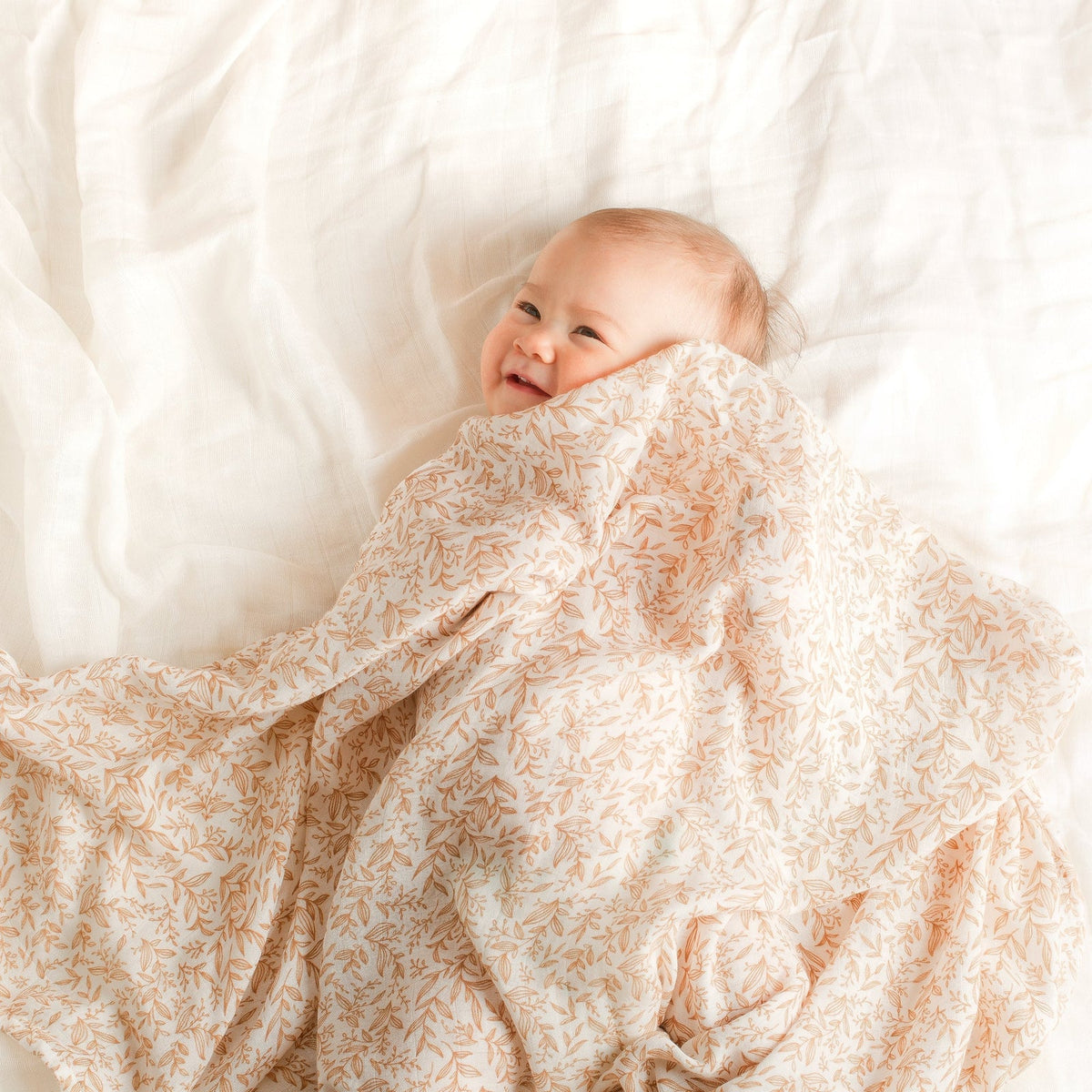 Fox&Fallow-Golden Vines Organic Muslin Wrap Swaddle