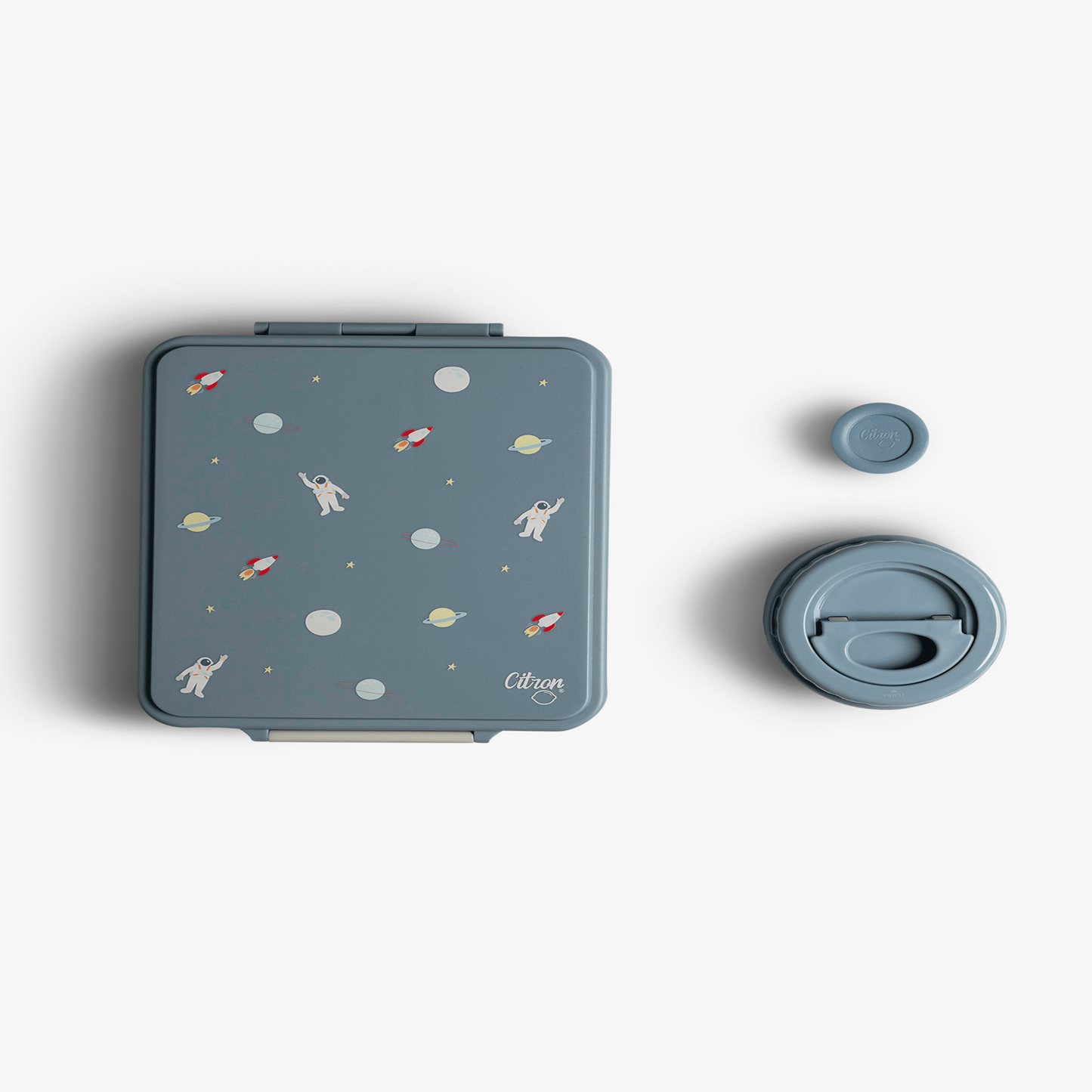 Citron-Grand Lunch Box - 4 Compartments - Spaceship Dusty Blue + Food Jar