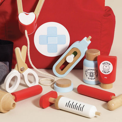Le Toy Van- Vintage Doctor Roleplay Wooden Kit - 10 Piece
