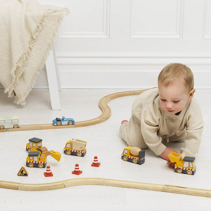 Le Toy Van-CONSTRUCTION TOY CARS, TRUCKS & DIGGERS